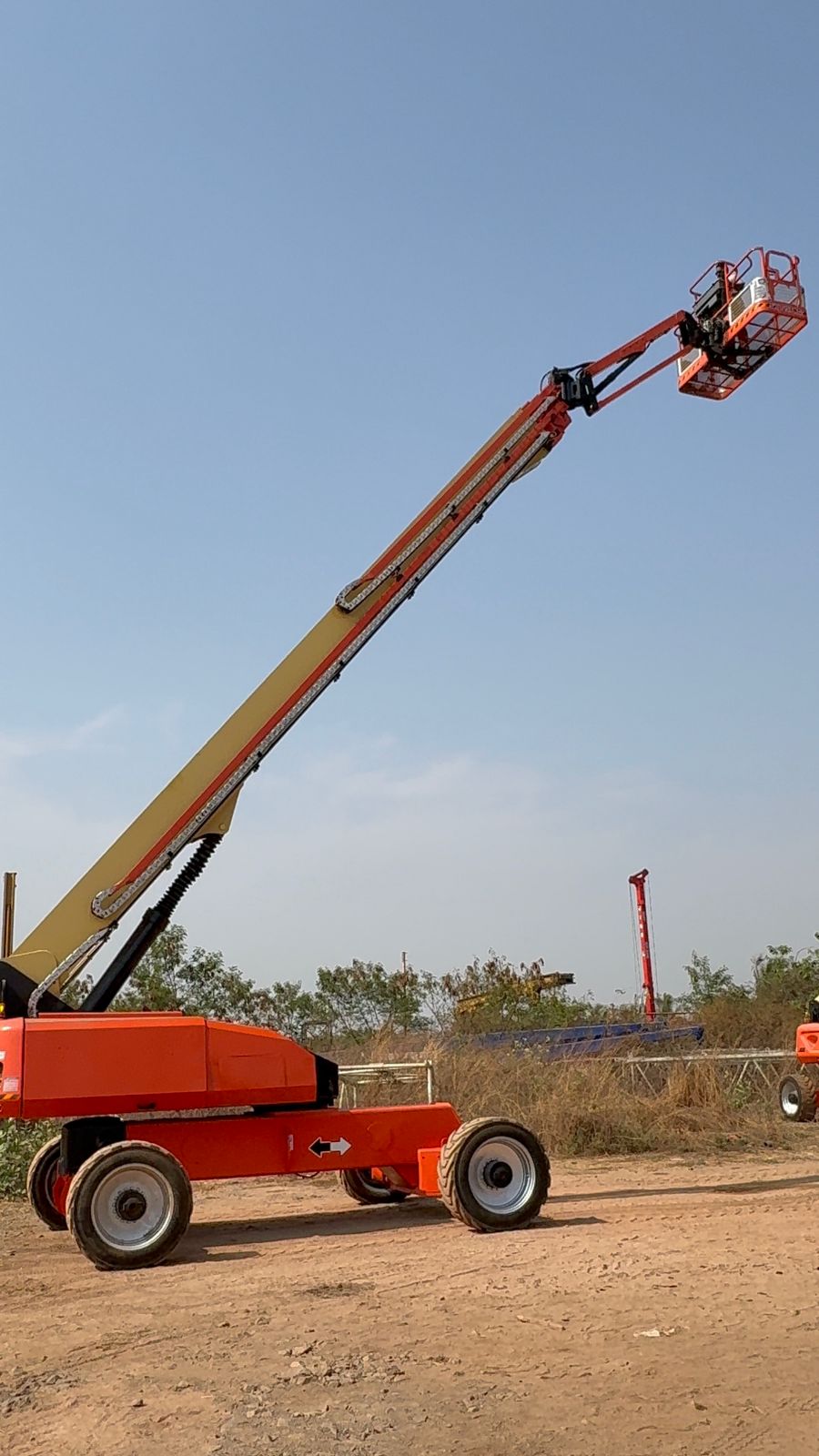 Self Propelled Boom Lift